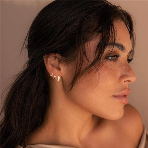 3PCS Gold Hoop Huggie Earrings Set | Chunky & Trendy Fashion Hoops - Picture 2 of 5